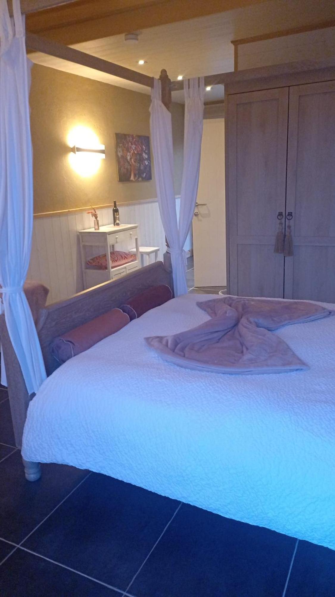 B&B Quarterhouse Moerkerke ภายนอก รูปภาพ